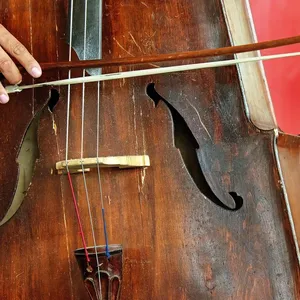 134385966_HIP-HOP-BASS-SCORES
